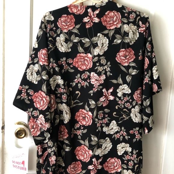 Noble ü floral quimono - Picture 8 of 8